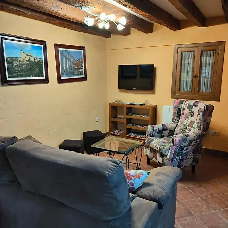 Country house Casa Vieja Tabanera A 8 Min De Segoia Tabanera del Monte