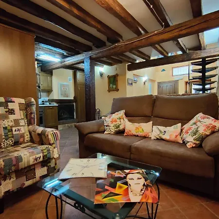 Casa Vieja Tabanera A 8 Min De Segoia Country house Tabanera del Monte