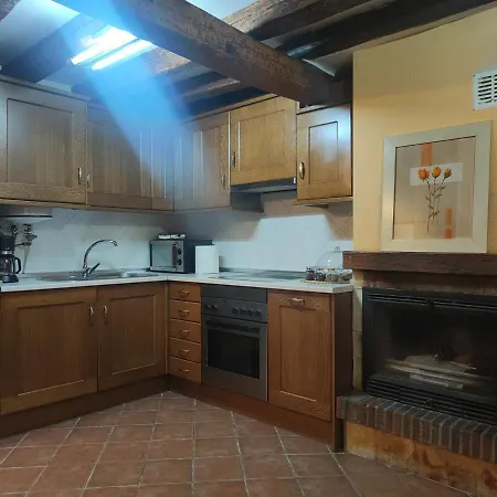 Casa Vieja Tabanera A 8 Min De Segoia Country house *